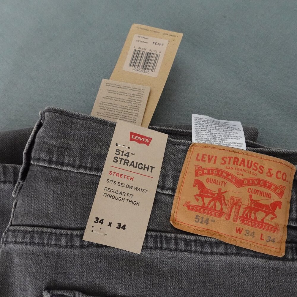 Levi's 514 Straight - 34 34 Stretch - brand new w tags